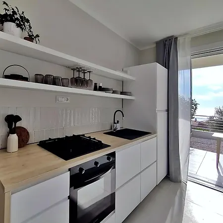 Panorama Apartment *